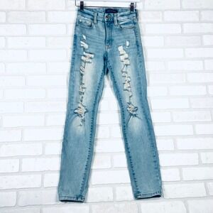 Aeropostale High‎ Rise Curvy Jegging Size 0 Light Wash Distressed Ripped Jeans